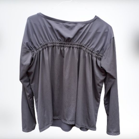 Fabletics women chinced back dark gray long sleeve top, size Medium - Picture 5 of 12
